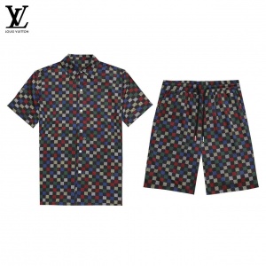 $65.00,Louis Vuitton Short Sleeve Polo Shirt and Shorts Set For Men For Men # 305811