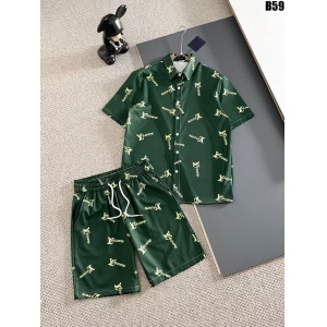 $65.00,Louis Vuitton Short Sleeve Polo Shirt and Shorts Set For Men For Men # 305812
