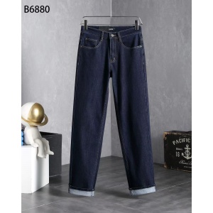$45.00,Hugo Boss Jeans For Men # 306820