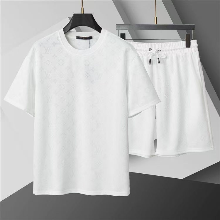 Louis Vuitton Short Sleeve Shirt and Shorts Set For Men For Men # 305818