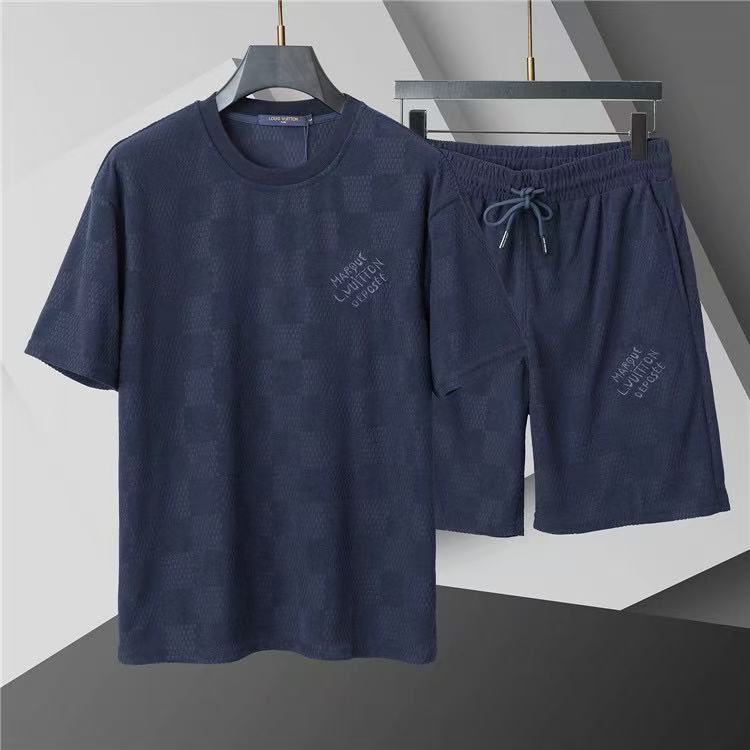 Louis Vuitton Short Sleeve Shirt and Shorts Set For Men For Men # 305832