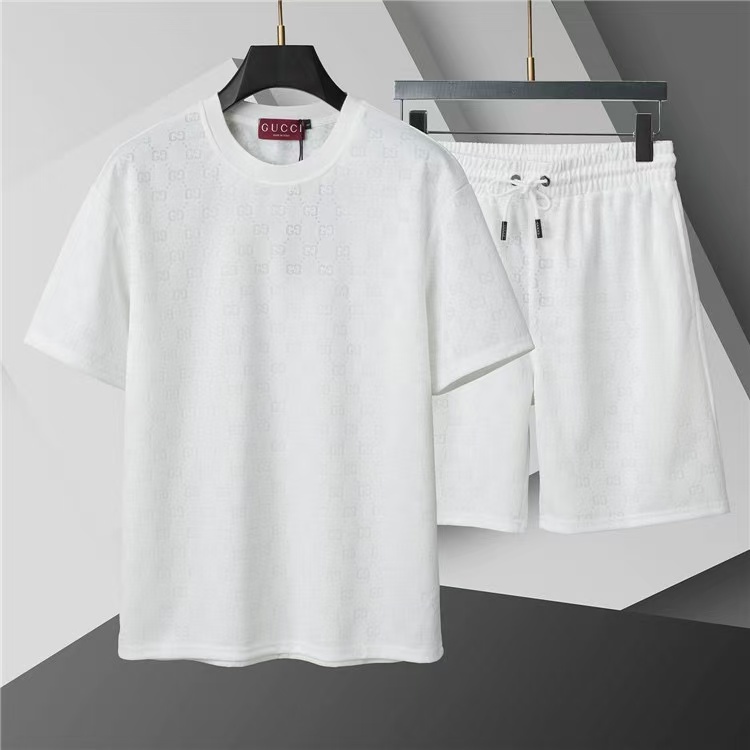 Gucci Short Sleeve Shirt and Shorts Set For Men For Men # 305927