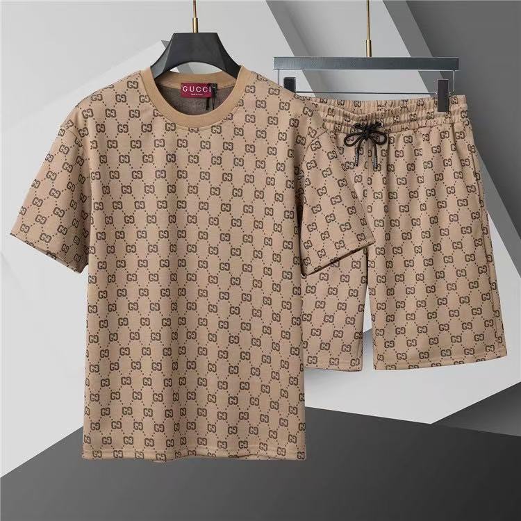 Gucci Short Sleeve Shirt and Shorts Set For Men For Men # 305929
