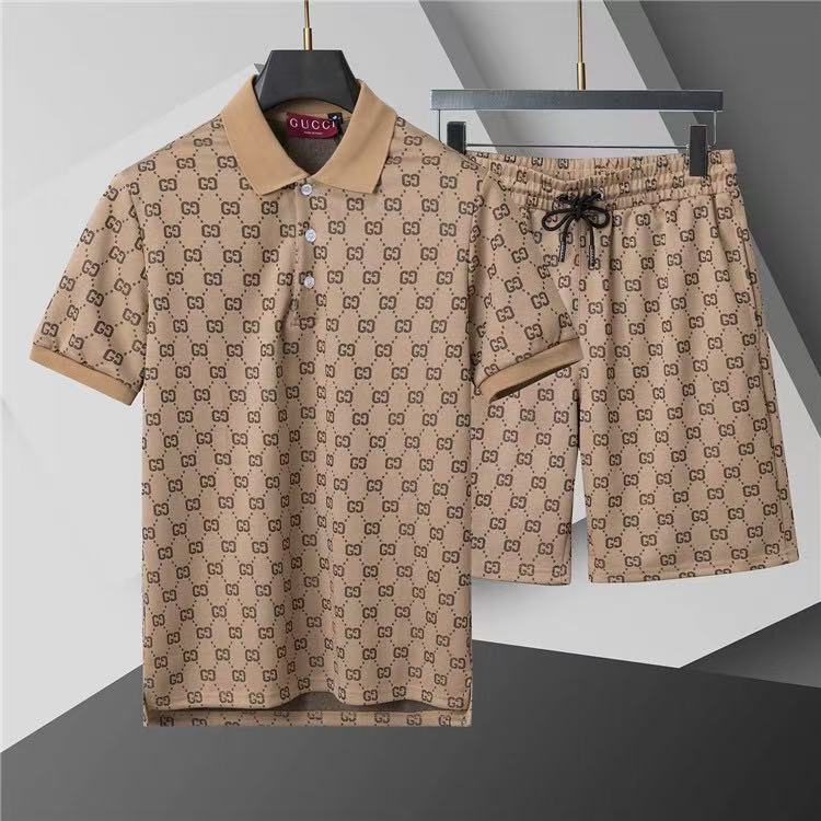 Gucci Short Sleeve Shirt and Shorts Set For Men For Men # 305930