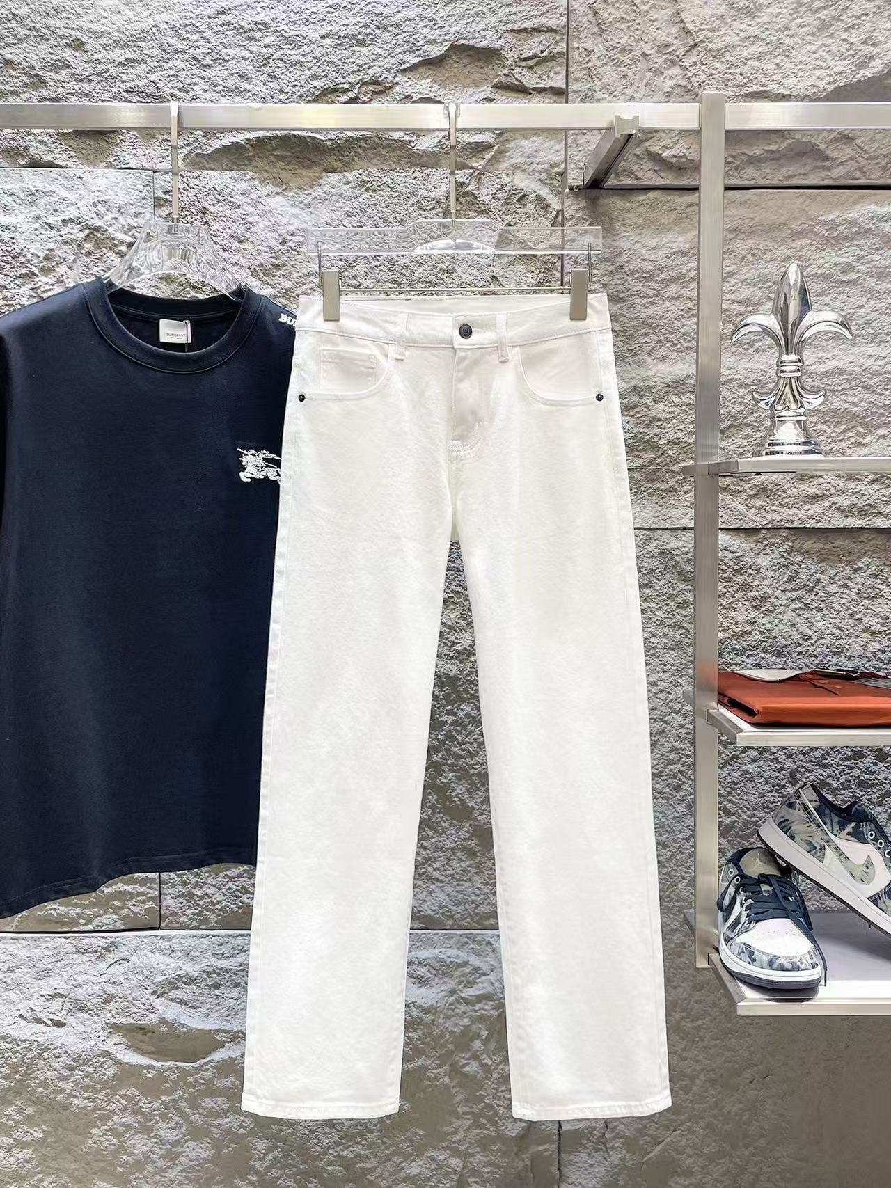 Louis Vuitton Jeans For Men # 306792