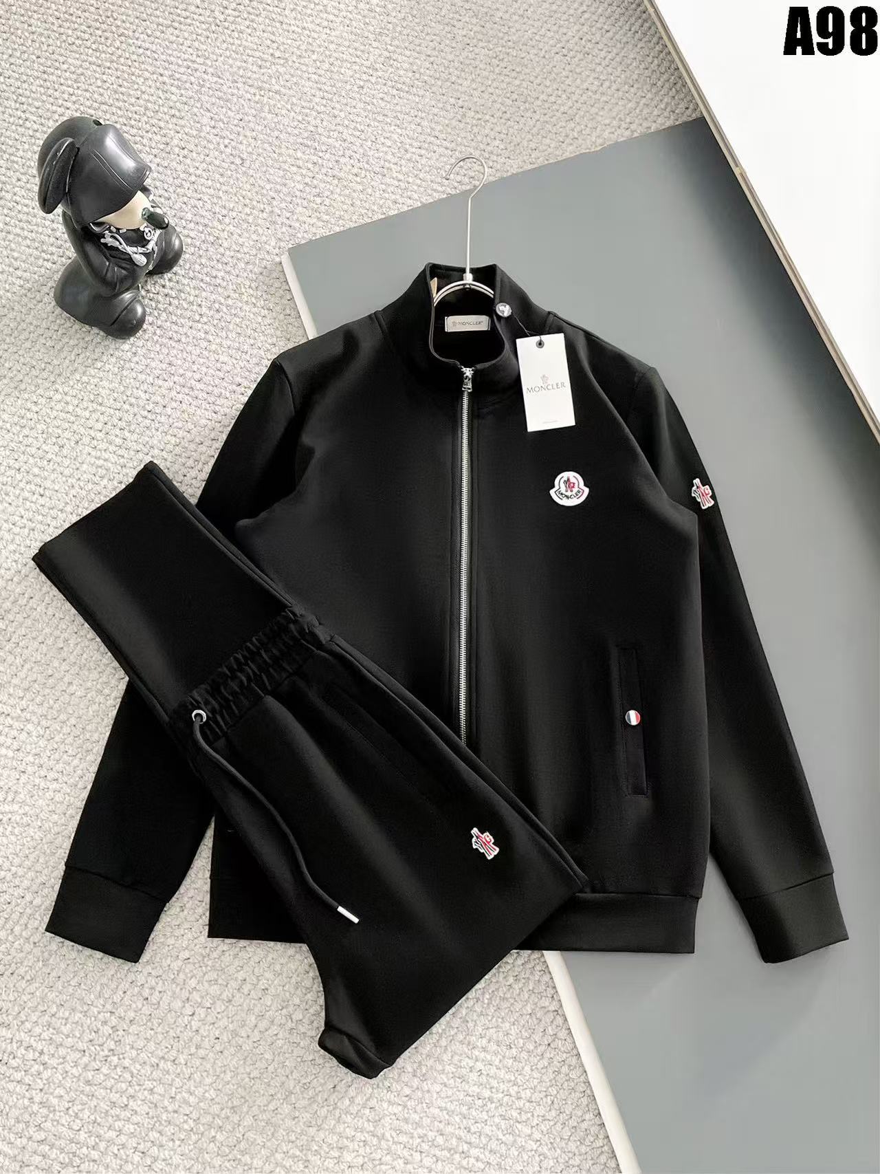 Moncler Tracksuits For Men # 306884