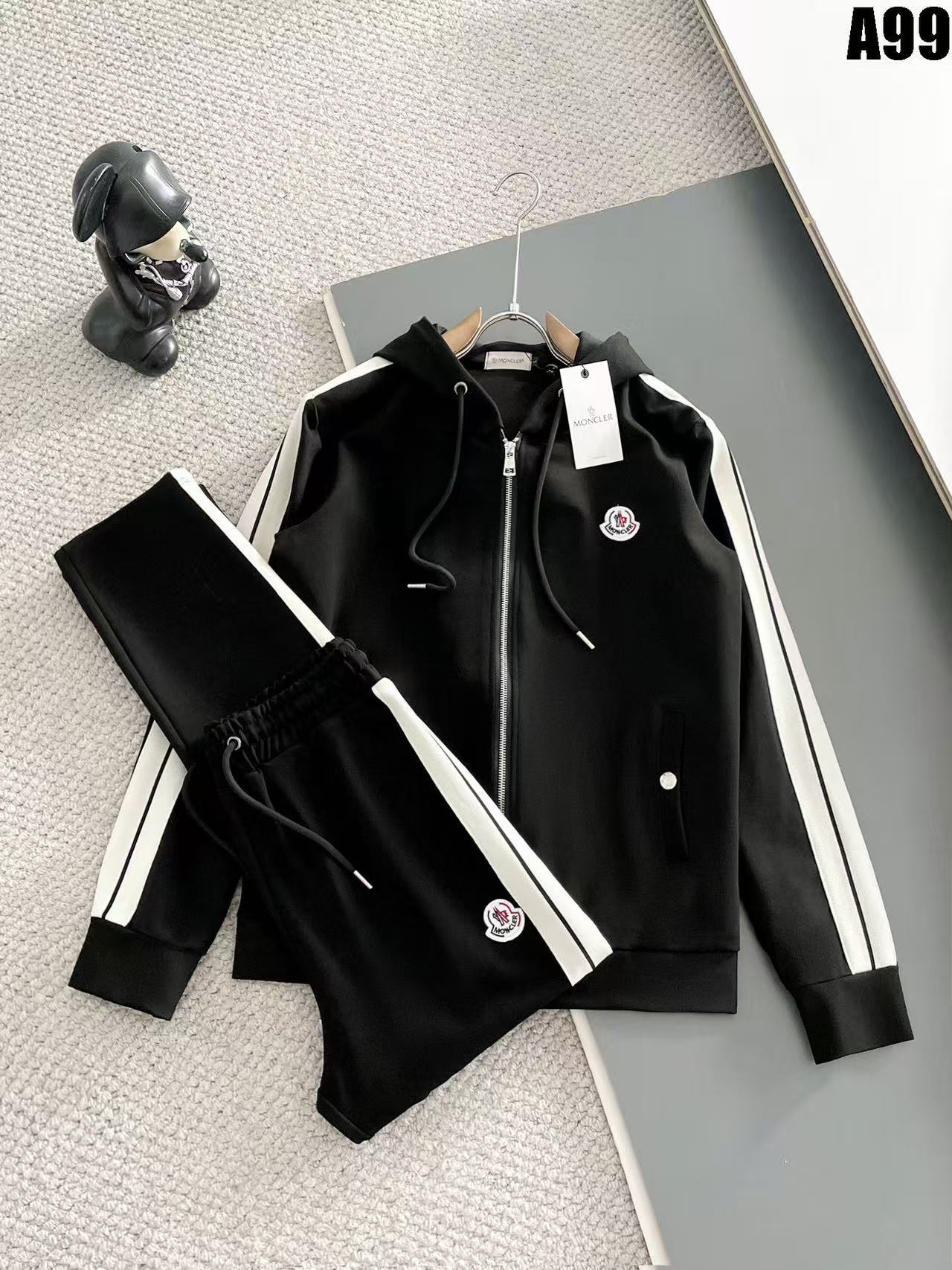 Moncler Tracksuits For Men # 306885
