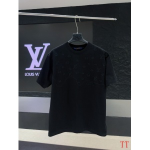 $33.00,Louis Vuitton Short Logo Embroidered Sleeve T Shirts For Men # 307109