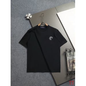 $32.00,Louis Vuitton Short Sleeve T Shirts For Men # 307248