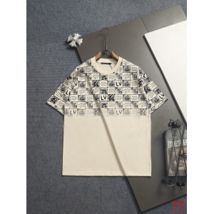 $32.00,Louis Vuitton Short Sleeve T Shirts For Men # 307251