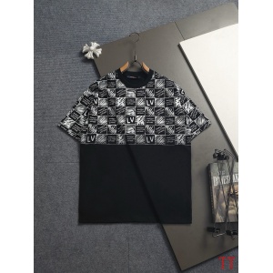 $32.00,Louis Vuitton Short Sleeve T Shirts For Men # 307252
