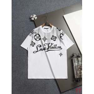 $32.00,Louis Vuitton Short Sleeve T Shirts For Men # 307293